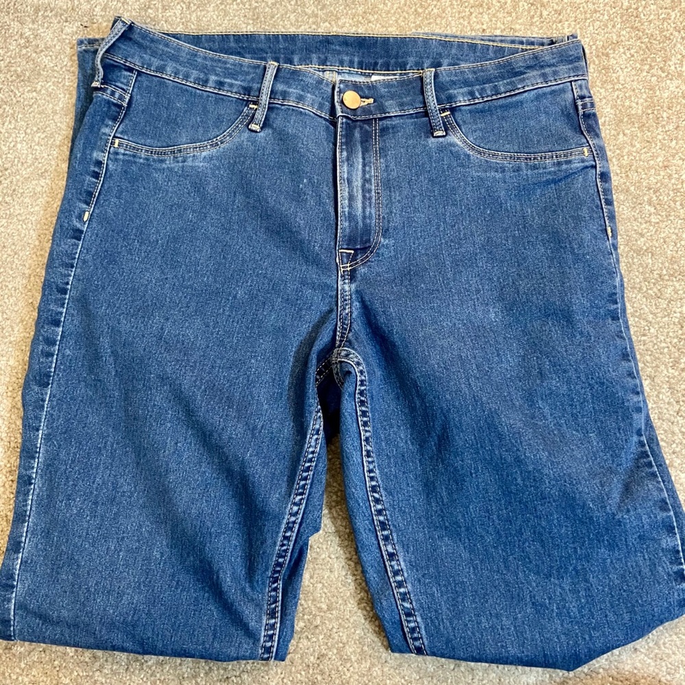 Skinny high waisted jeans